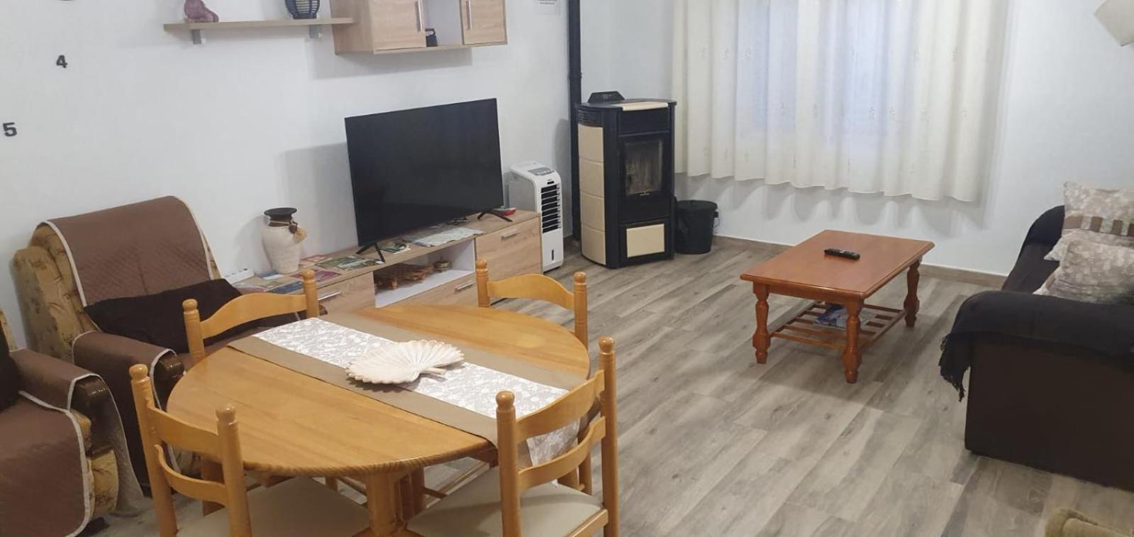 Casa Rural Ramblizo Elche de la Sierra Luaran gambar